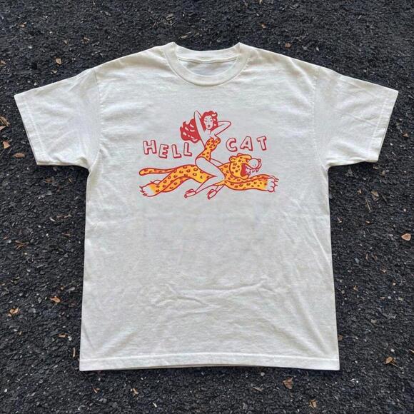 Tops - Gildan Tshirt Hell Cat Graphics